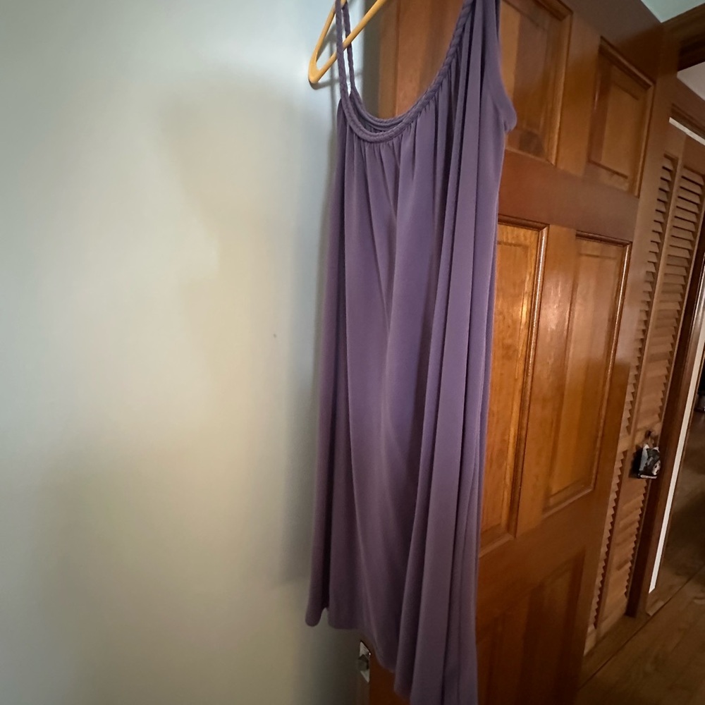 Purple dressy strapped top.  New without tags.  Size medium.   Mudd.